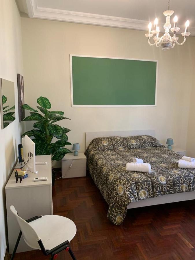 Apartament Dimora Di Maury A Due Passi Dai Trasporti E Da Ballaro 팔레르모 외부 사진