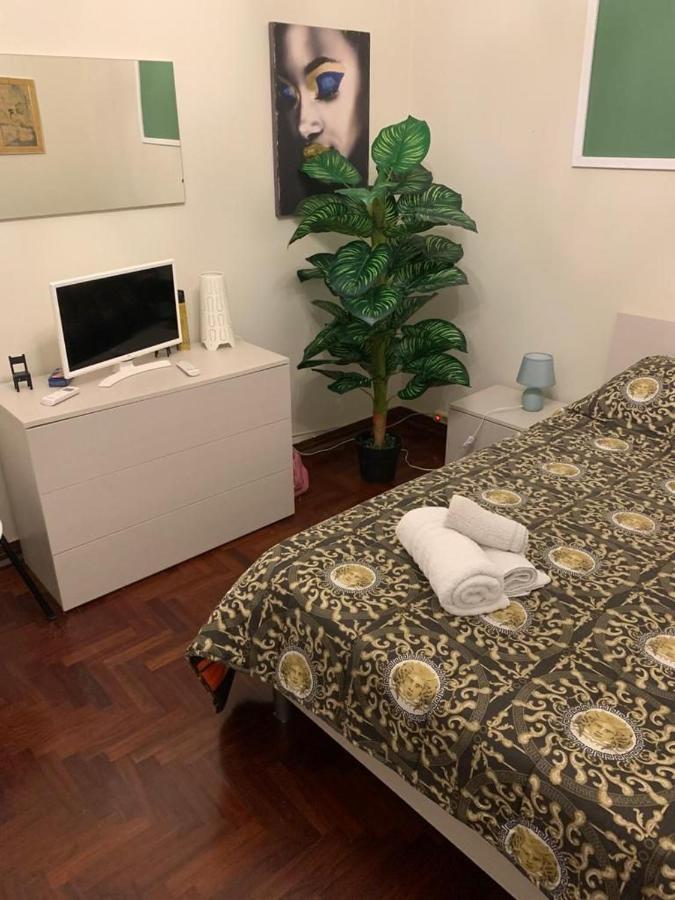 Apartament Dimora Di Maury A Due Passi Dai Trasporti E Da Ballaro 팔레르모 외부 사진