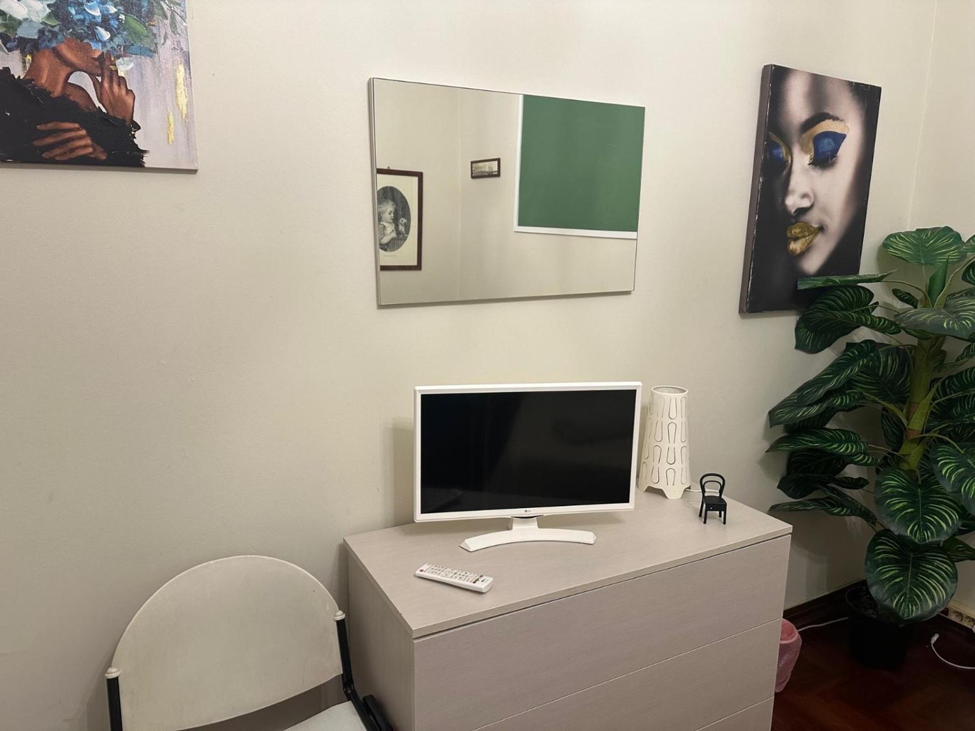 Apartament Dimora Di Maury A Due Passi Dai Trasporti E Da Ballaro 팔레르모 외부 사진