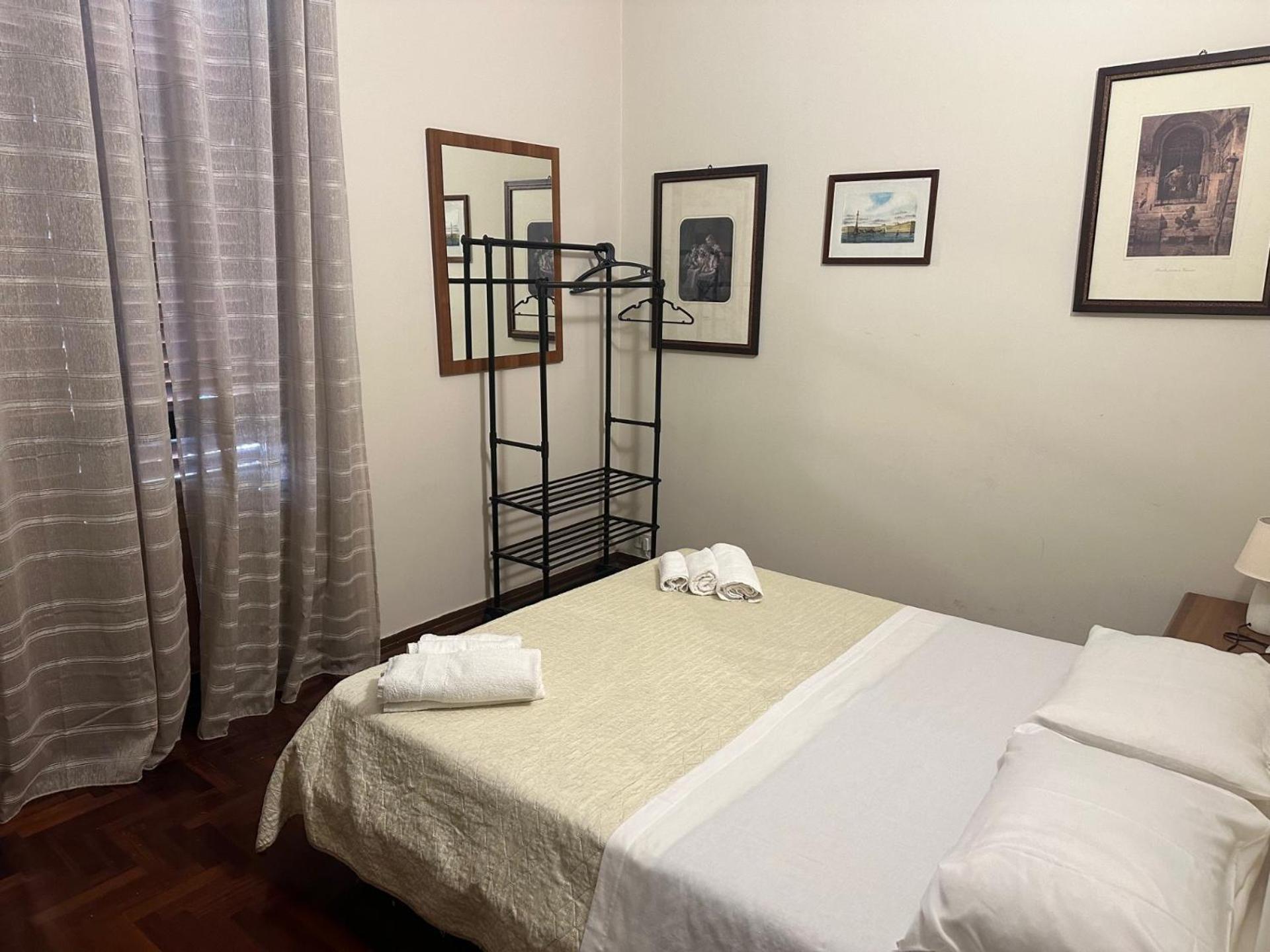 Apartament Dimora Di Maury A Due Passi Dai Trasporti E Da Ballaro 팔레르모 외부 사진