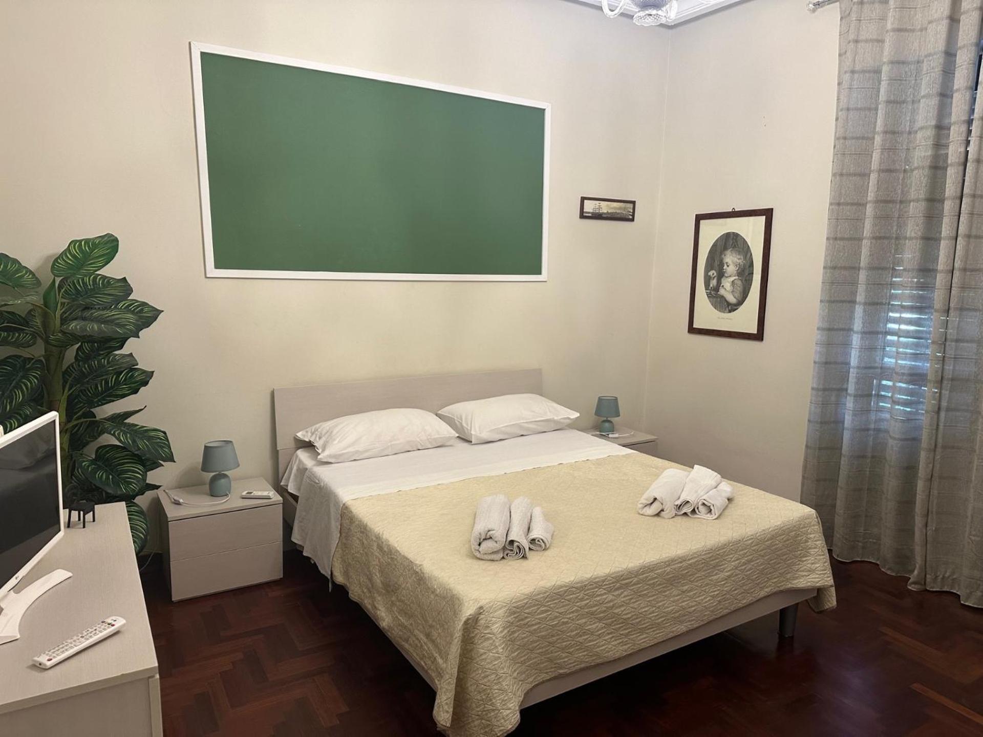 Apartament Dimora Di Maury A Due Passi Dai Trasporti E Da Ballaro 팔레르모 외부 사진
