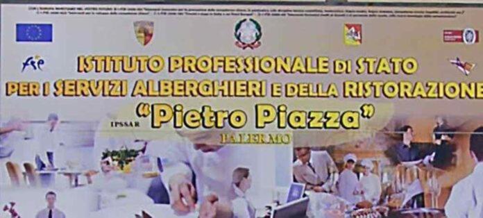 Apartament Dimora Di Maury A Due Passi Dai Trasporti E Da Ballaro 팔레르모 외부 사진